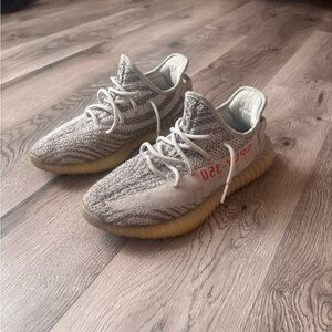 adidas Yeezy Boost 350 V2 Blue Tint Size US 9.5